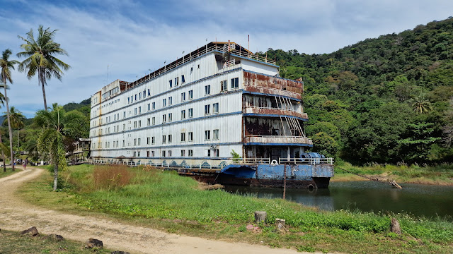 Das mysteriöse Geisterschiff Galaxy von Koh Chang