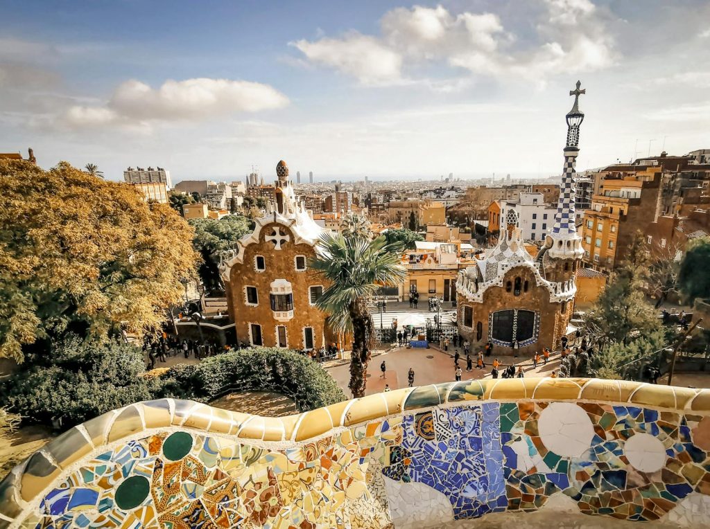 Park Güell in Barcelona mit der Architektur von Antoni Gaudí